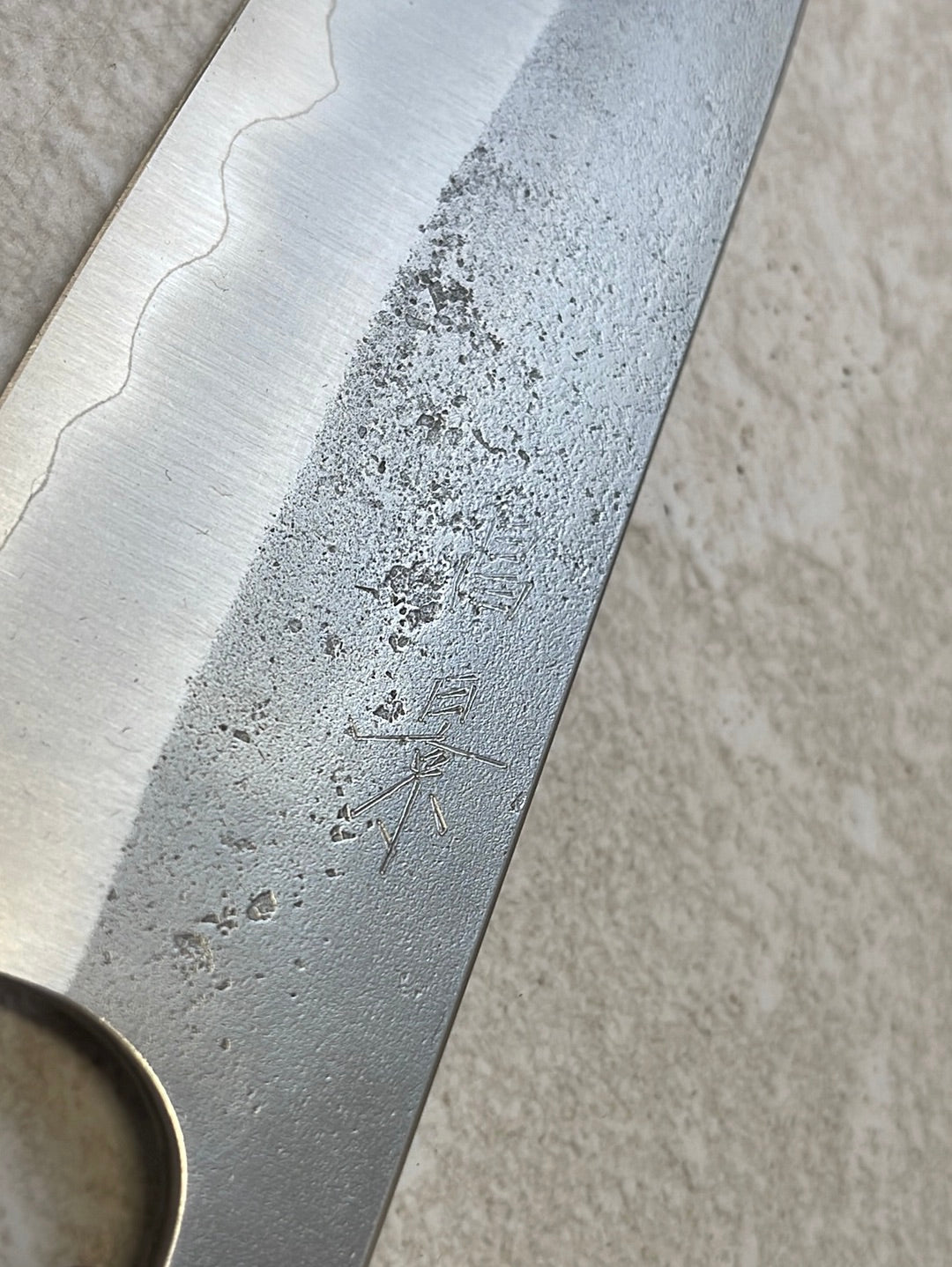 MASAKAGE YUKI Santoku 180mm Oval Magnolia wood with Red Pakka wood