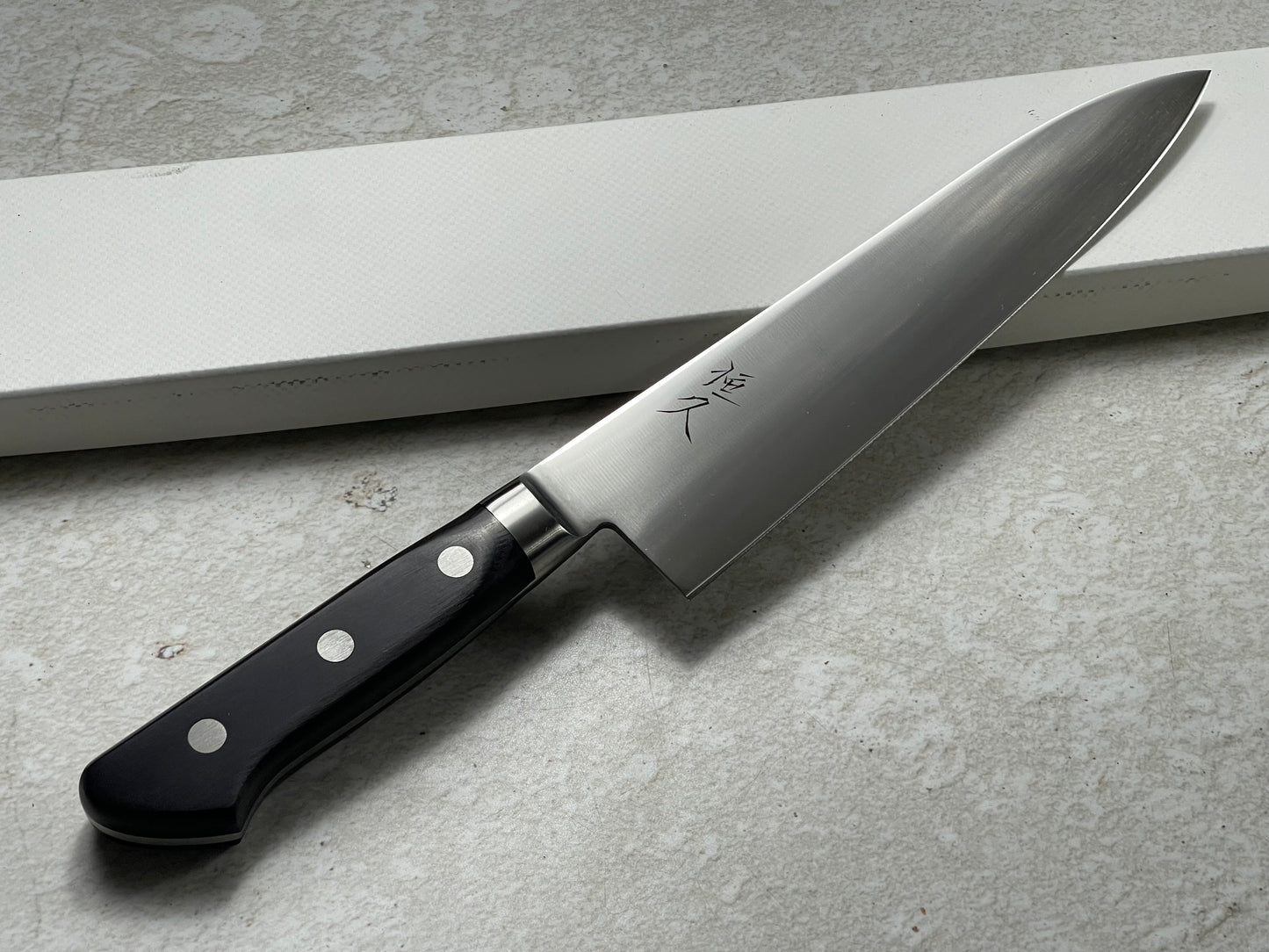 Tsunehisa AUS8 Deba Knife 210mm Pakkawood Handle - Made in Japan