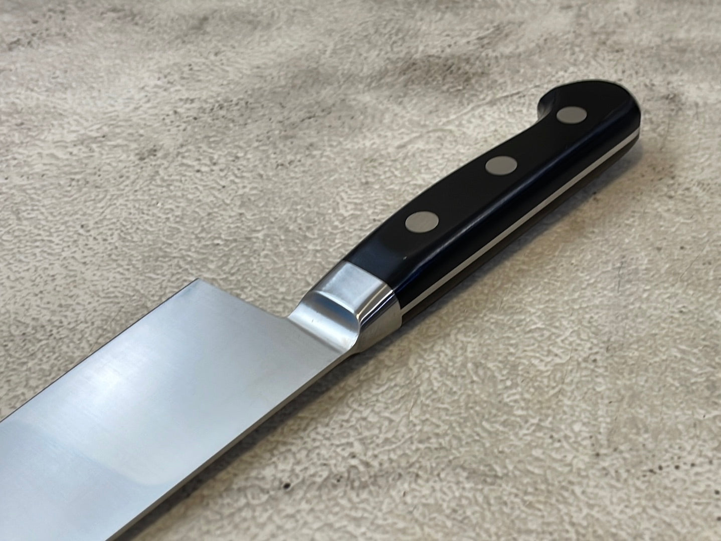 Yoshihiro MoV Santoku Knife 180mm - Made in Japan 🇯🇵