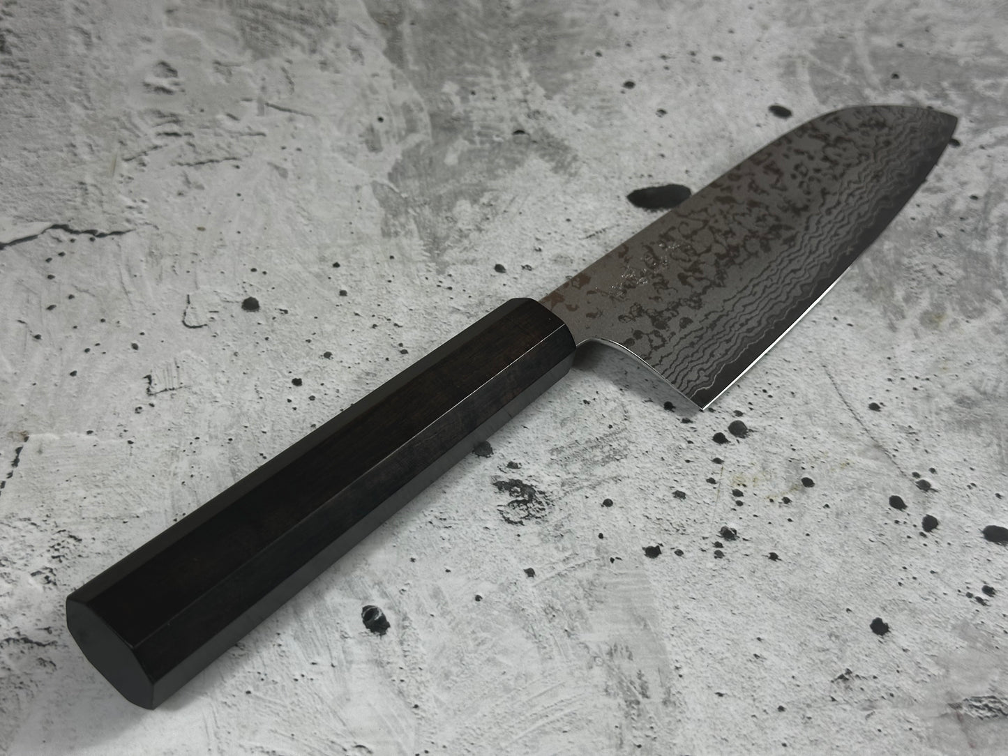 Makoto Kurosaki  VG7 Damascus  Santoku Knife 165mm