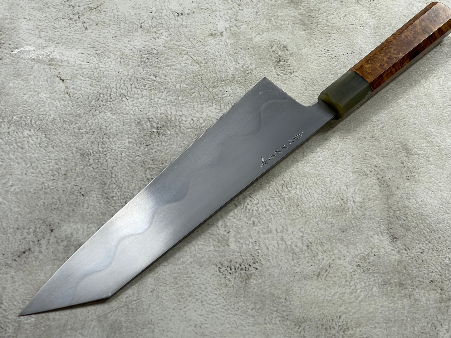 Keskin Migaki Kiritsuke 230mm Amboyna Burl & Blonde Buffalo Horn with sheath