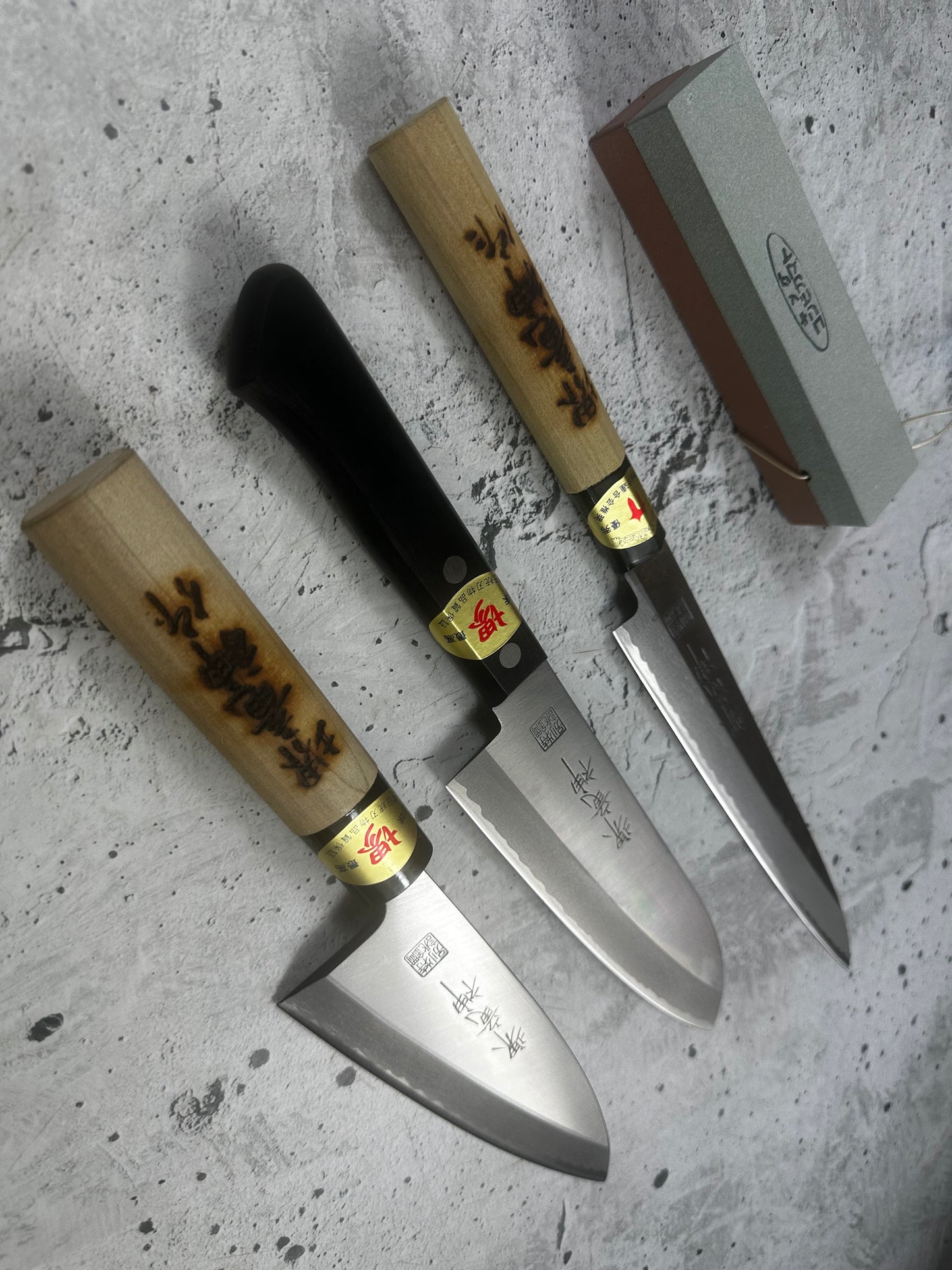 Vintage Sakai Ryujin Knife Set Carbon Steel Wood Handle Buffalo Horn 2231