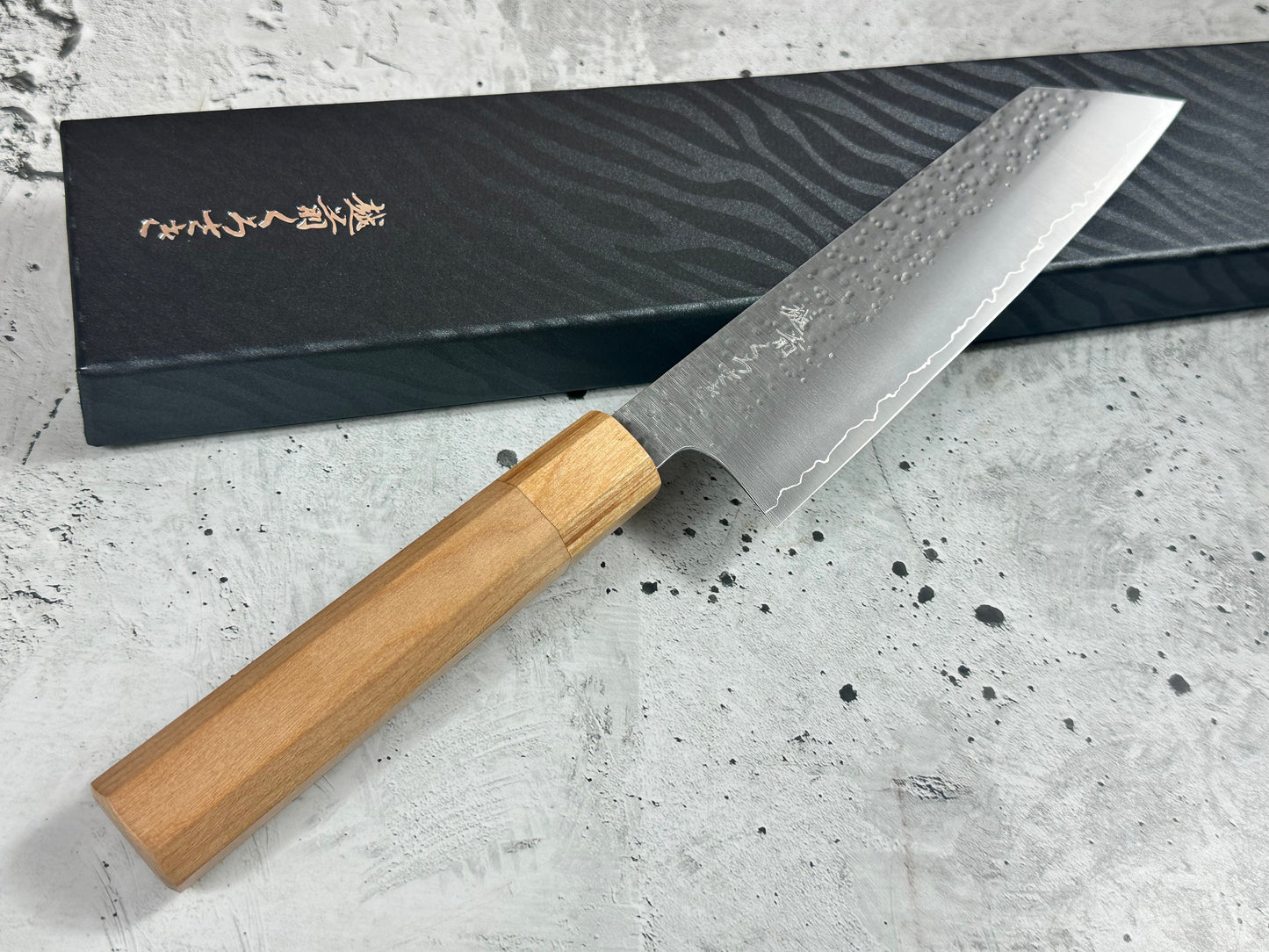 Makoto Kurosaki Sakura Bunka Knife 180mm