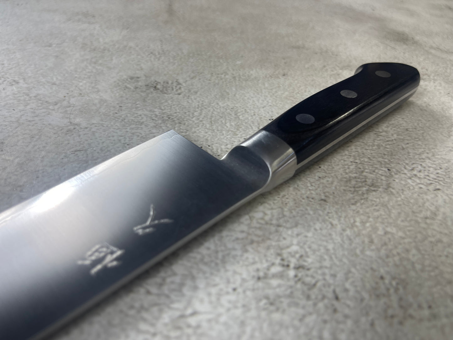 Tsunehisa VG19 Stainless M105 Santoku Knife 165mm - Made in Japan 🇯🇵