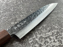 Load image into Gallery viewer, Makoto Kurosaki Damascus Tsuchime Petty 135mm