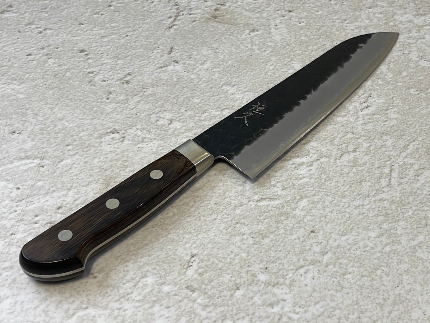 Tsunehisa Aogami Super Kuro Tsutime Santoku Knife 180mm - Made in Japan 🇯🇵 Brown Pakka Wood Handle