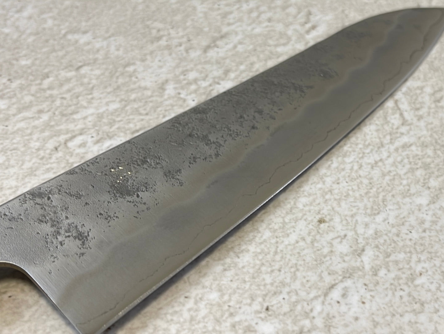 Yoshimune Gyuto 210 mm (8.3 in) Ginsan (Silver #3) Nashiji finish Double-Bevel Walnut Octagonal Handle