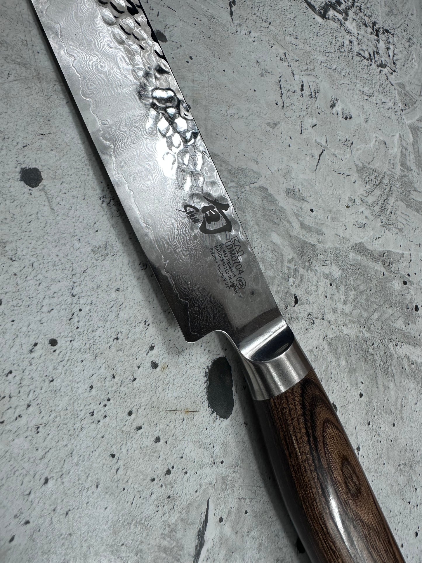 Pre-Owned Shun Premier Slicing Knife 240mm Damascus Steel PakkaWood Handle 2176
