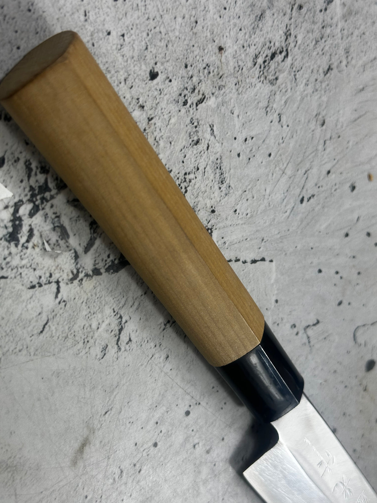 Vintage Sakai  Toshimitsu Saku Yanagiba Knife 200mm (bended) Carbon Steel 2347