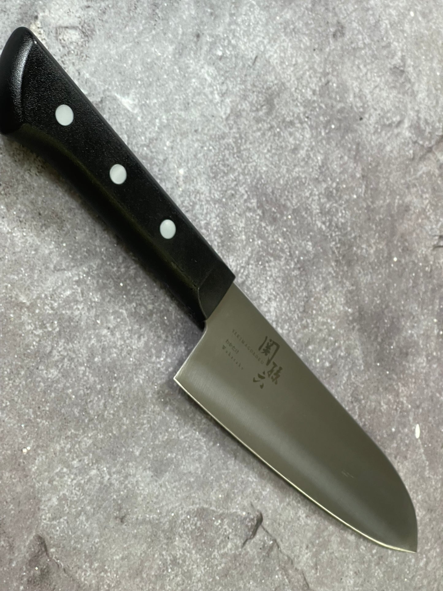 Used Sekimagoroku Santoku Knife 170mm - Stainless Steel Made In Japan 🇯🇵 1638