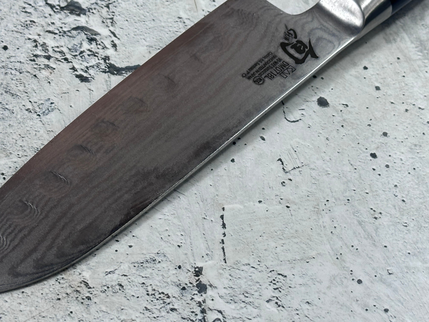 Pre-Owned Shun Classic Santoku Left Handle Knife 180mm Damascus Steel 2168
