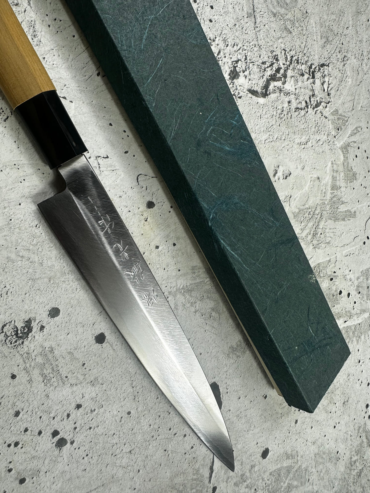 Vintage Sakai  Toshimitsu Saku Yanagiba Knife 200mm (bended) Carbon Steel 2347