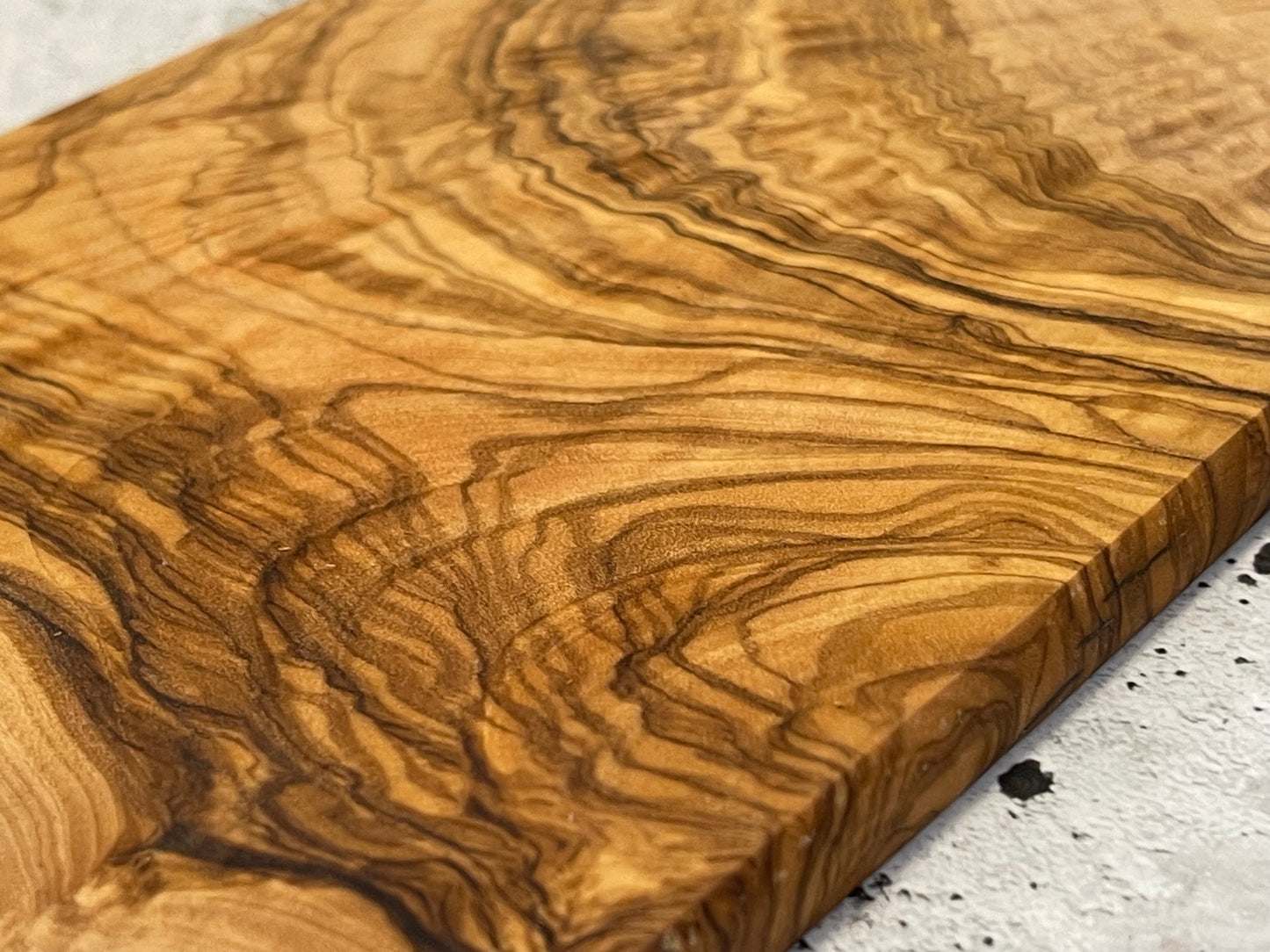 Berard Racine Olive Wood Cutting Board Small 29x20cm