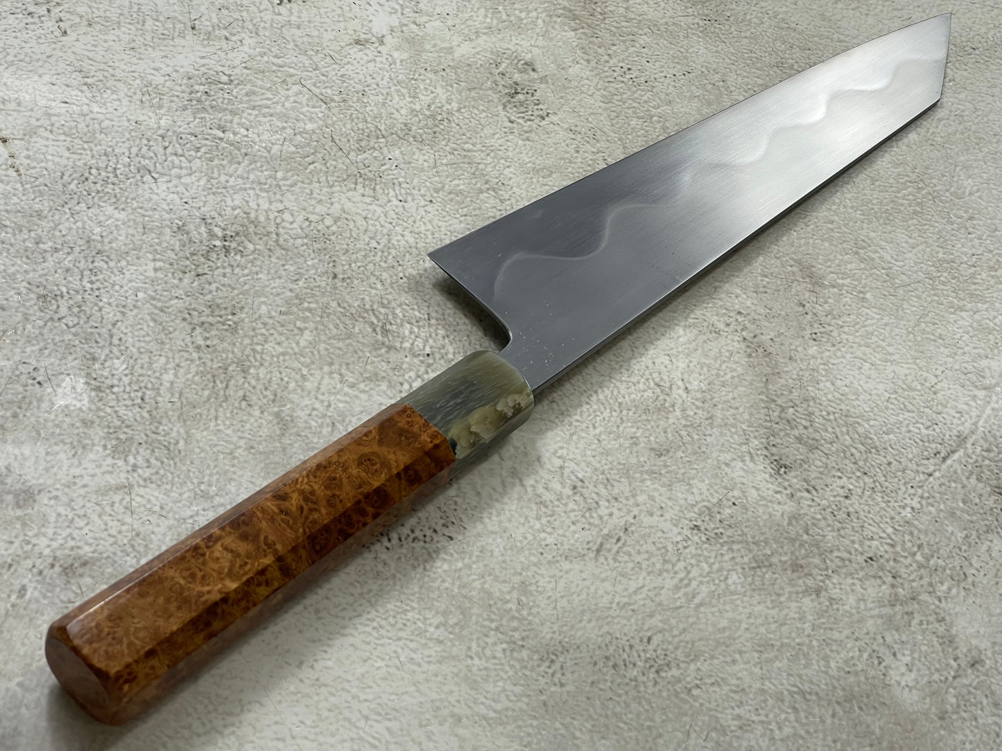 Keskin Migaki Kiritsuke 230mm Amboyna Burl & Blonde Buffalo Horn with sheath