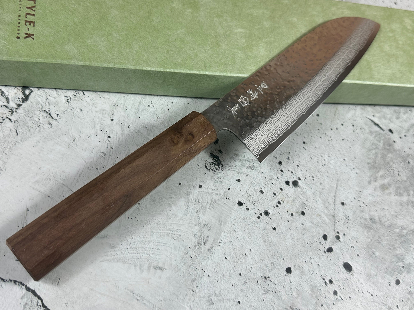Makoto Kurosaki VG7 Damascus Santoku Knife 165mm