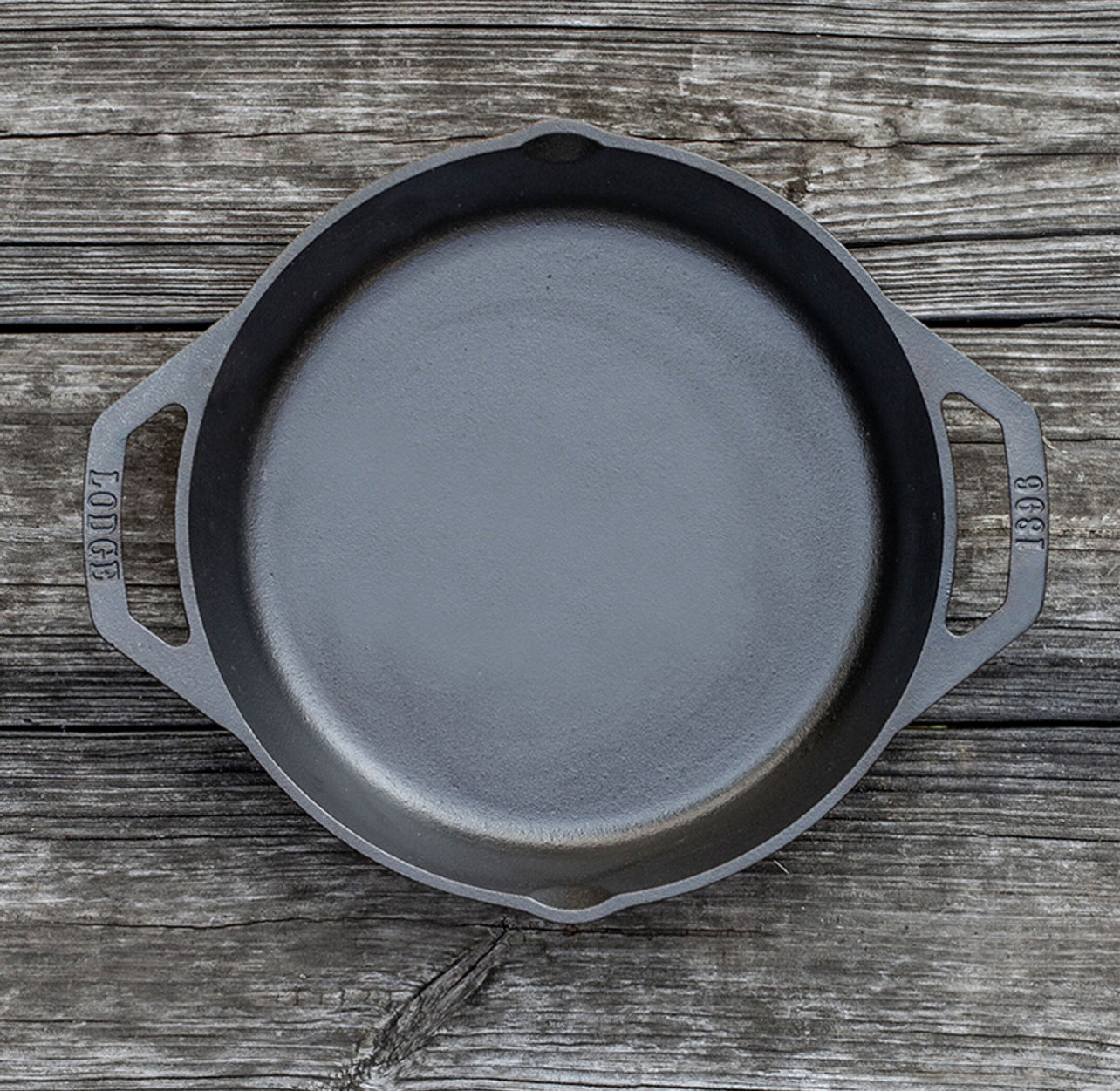 LODGE COOKWARE 30.4cm Dual Handle Pan