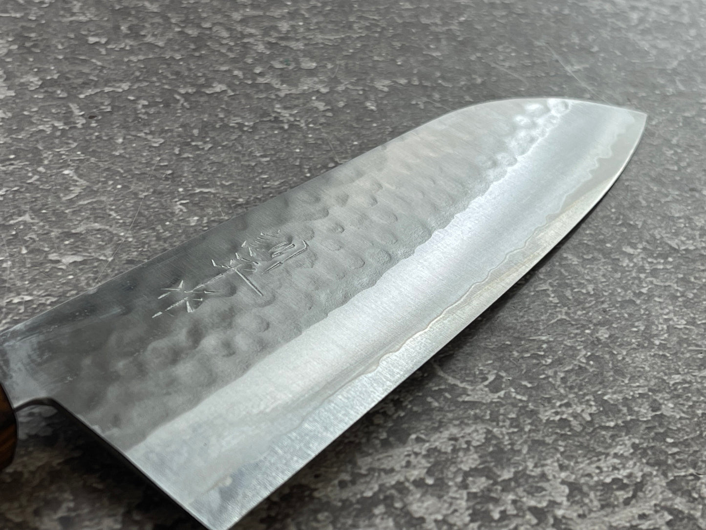 Masutani Kokuryu Tsutime Santoku 170mm  VG1 Steel Oak Handle
