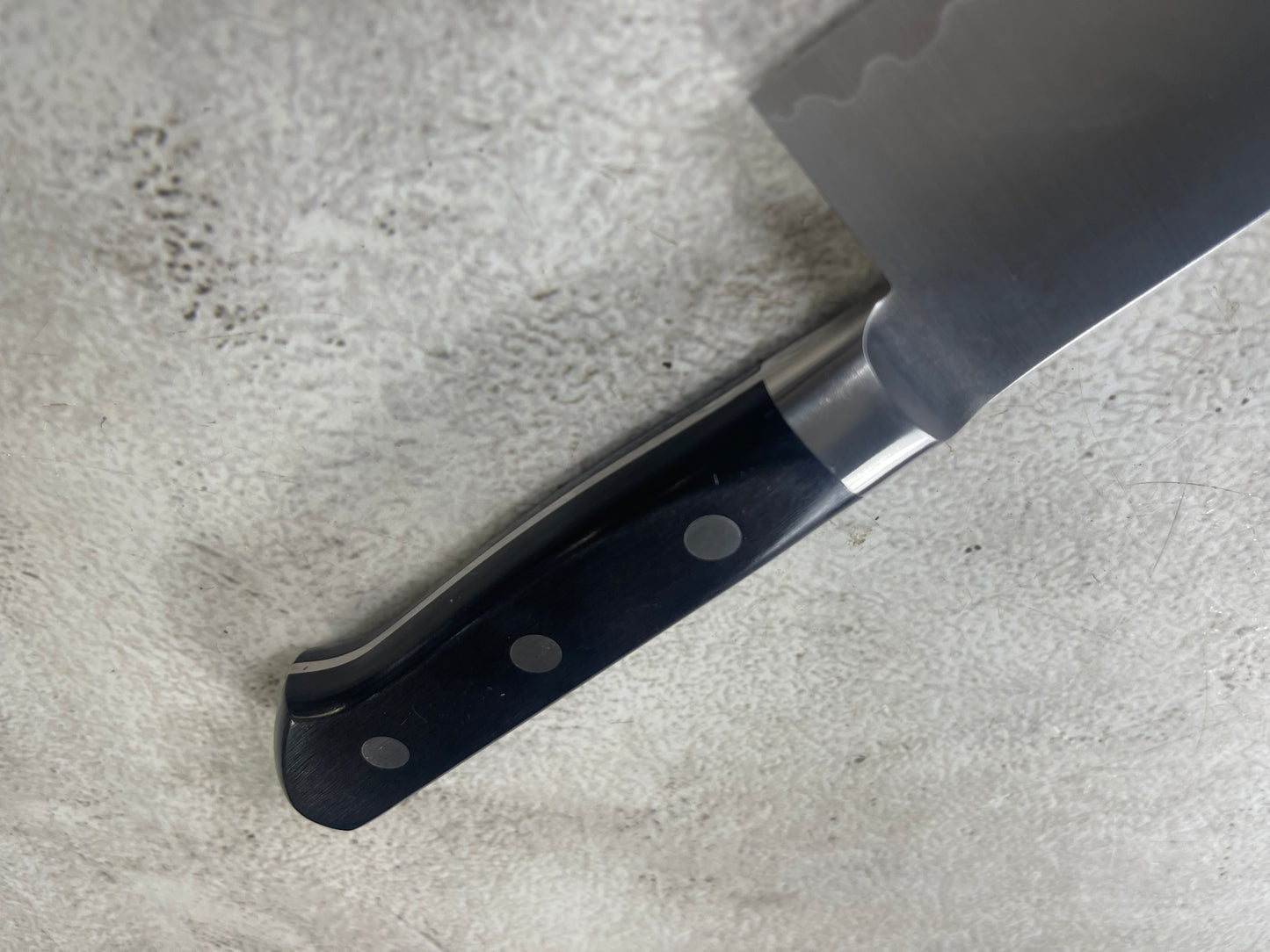 Tsunehisa VG19 Stainless M105 Santoku Knife 165mm - Made in Japan 🇯🇵