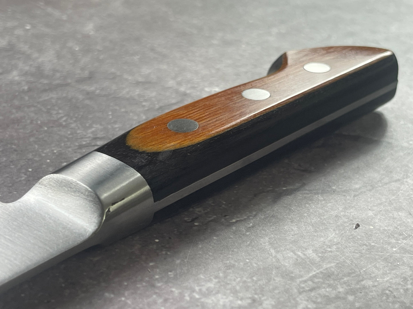 Yoshihiro SK-4 Gyuto 240mm - Made in Japan 🇯🇵