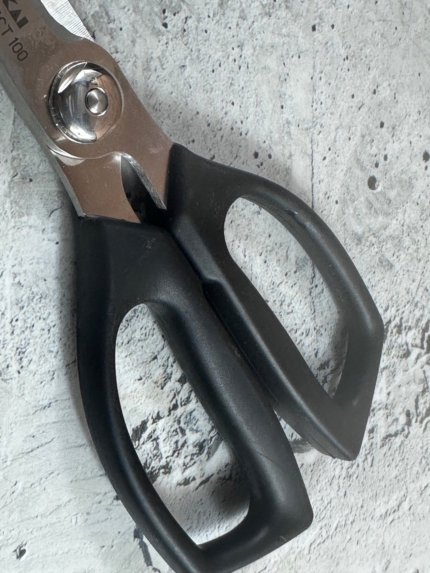 Second Hand Never Used Shun Kai Select scissors 2065