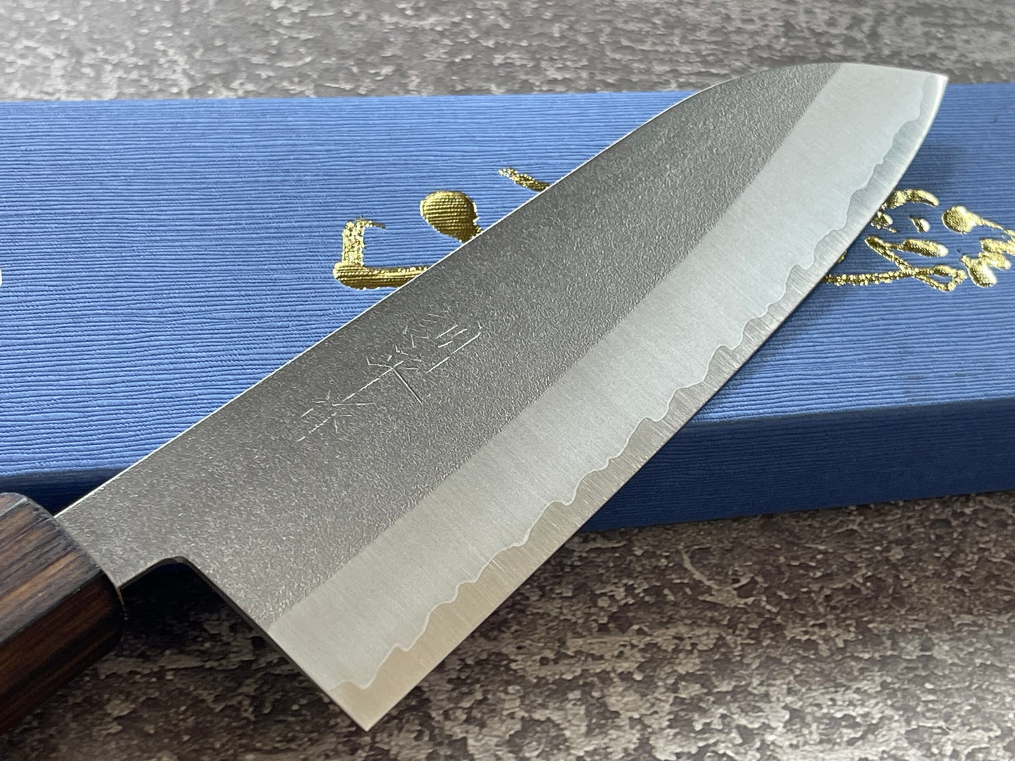 Masutani Kokuryu Nashiji Santoku 170mm  VG1 Steel Oak Handle