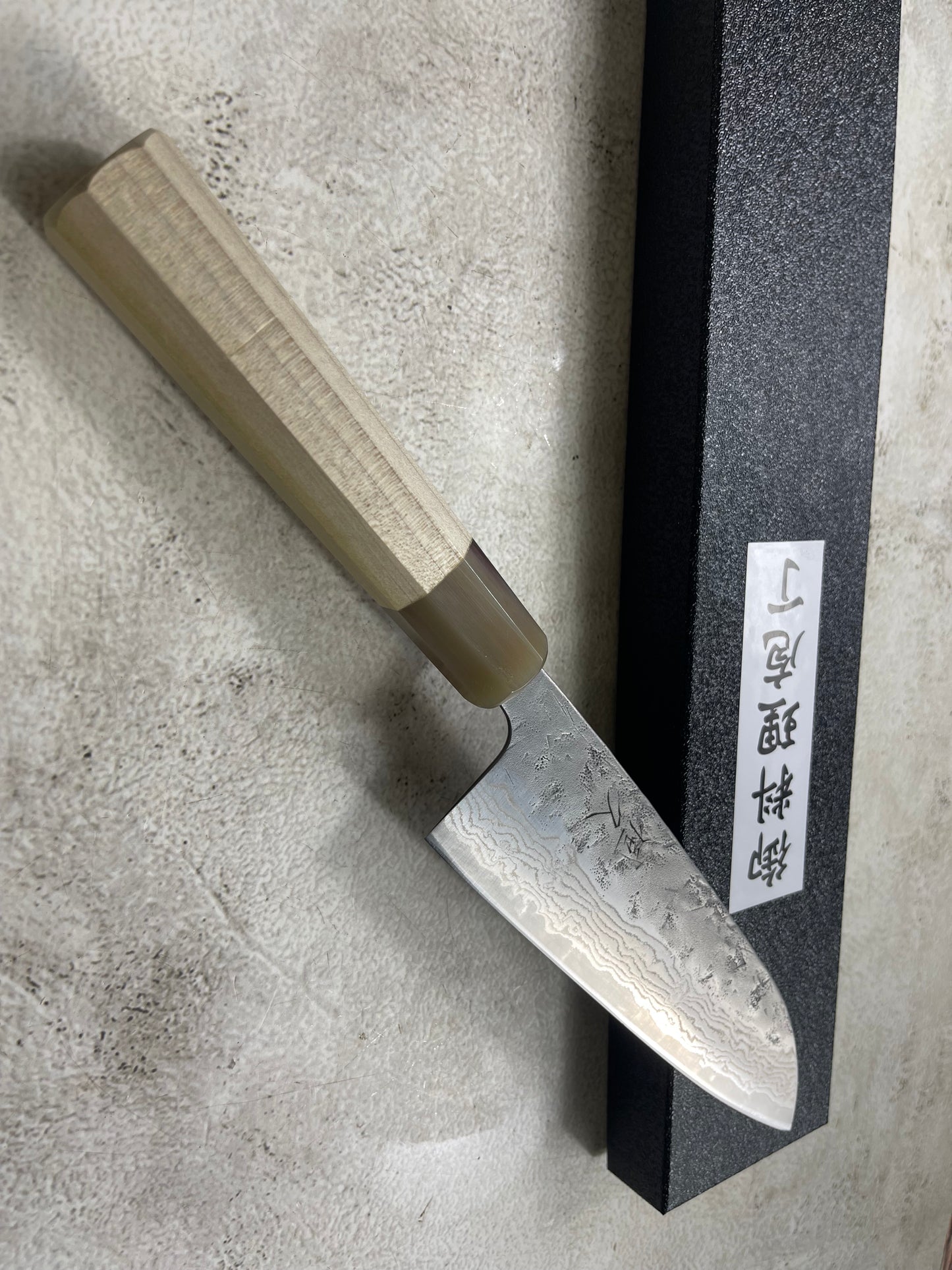 Tsunehisa SW Washiji Santoku Knife 170mm - Made in Japan 🇯🇵 Buffalo Horn Magnolia Handle