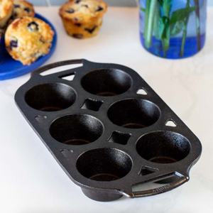 LODGE COOKWARE  Cast iron Muffin Pan