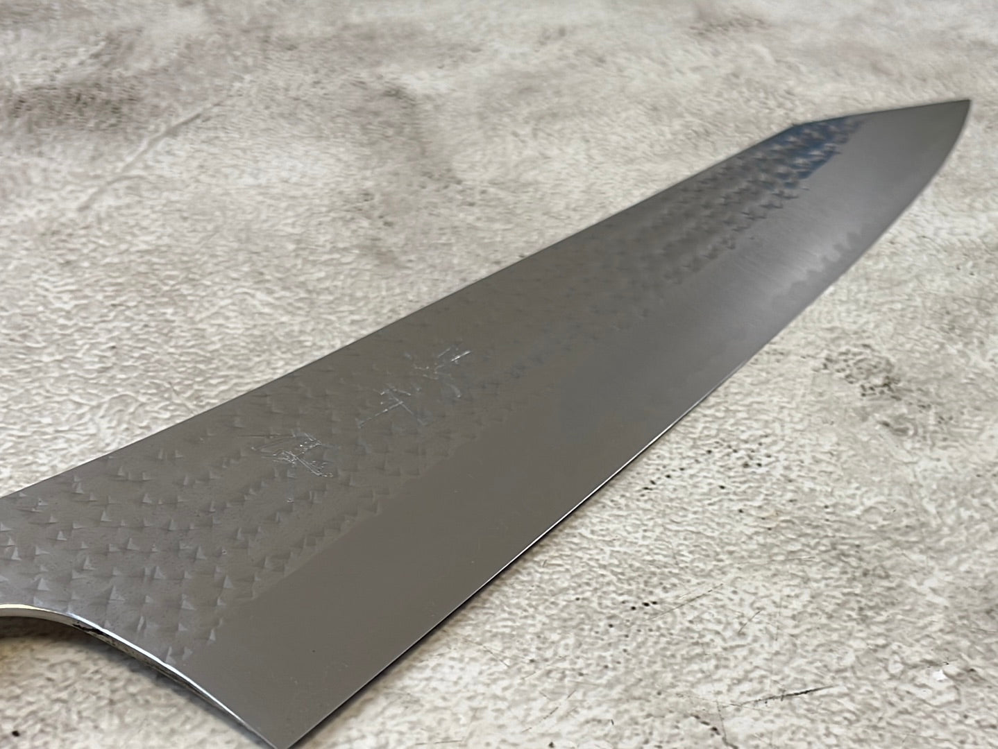 Yu Kurosaki R2 SG2 Hammered SENKO-EI Gyuto 270mm - Brown-Ring Octagonal Handle