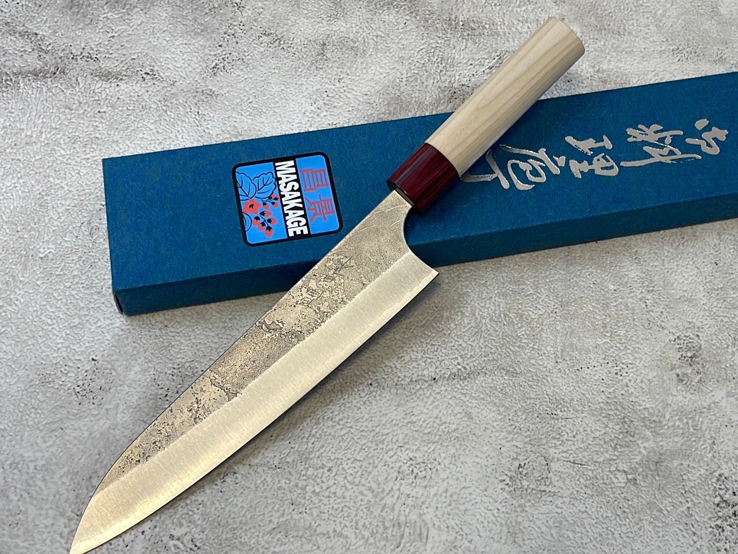 MASAKAGE YUKI Gyuto 210mm Oval Magnolia wood with Red Pakka wood