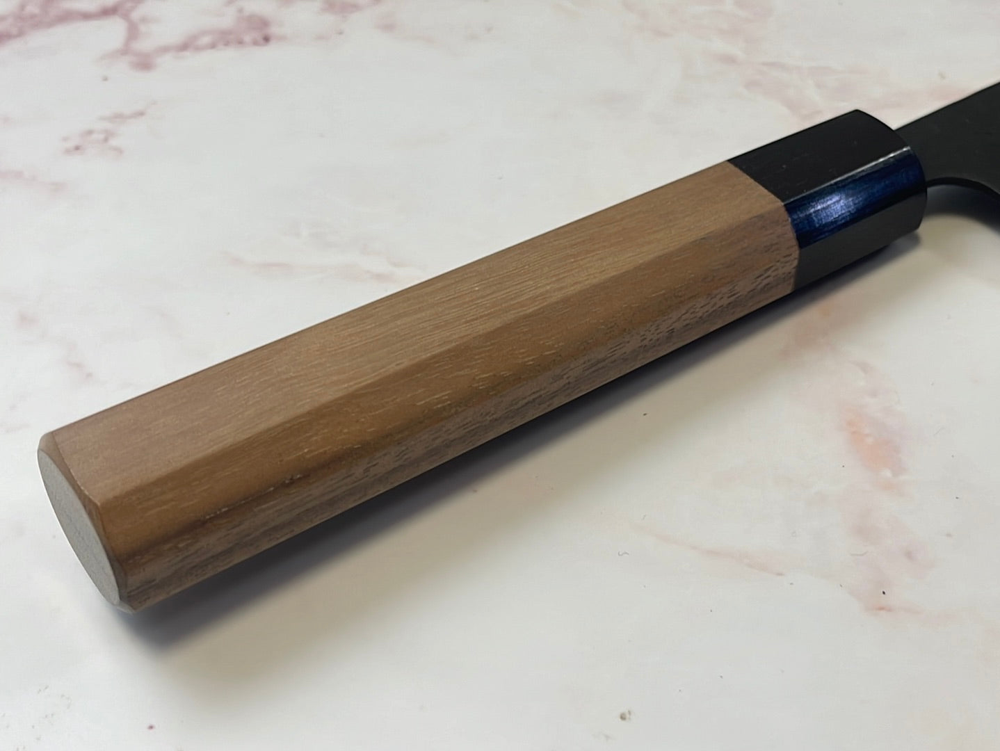 Yoshimune Gyuto Black Stainless 210 mm ) Aogami Super Hammered Finish Double-Bevel Walnut Octagonal Handle