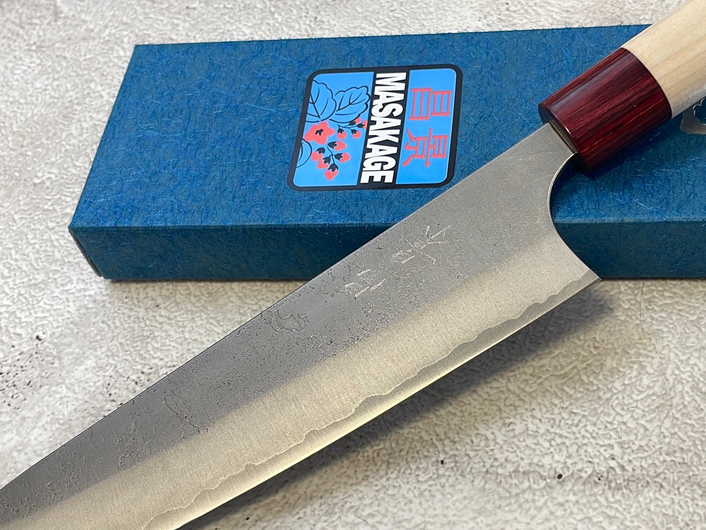 MASAKAGE YUKI Gyuto 210mm Oval Magnolia wood with Red Pakka wood