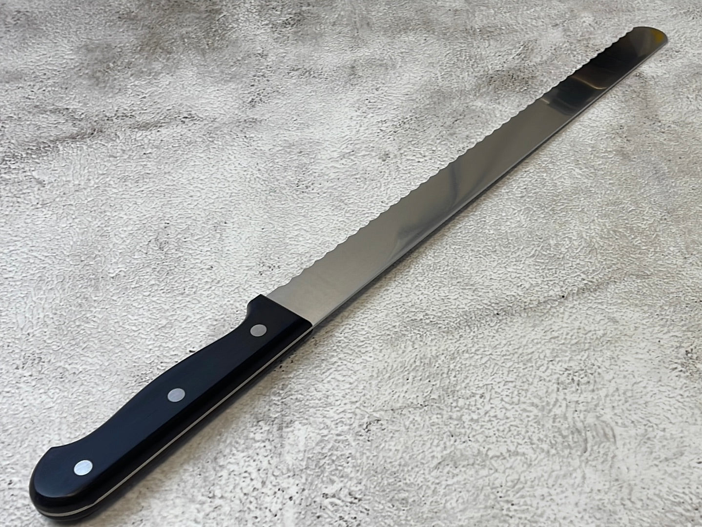 Yoshihiro MoV Bread Knife 300mm - Made in Japan 🇯🇵