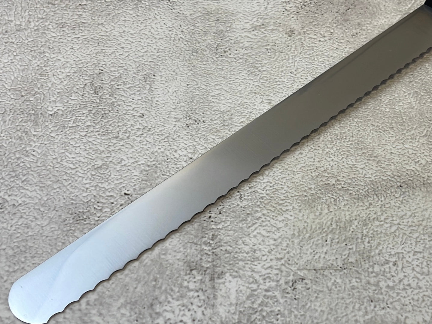 Yoshihiro MoV Bread Knife 300mm - Made in Japan 🇯🇵
