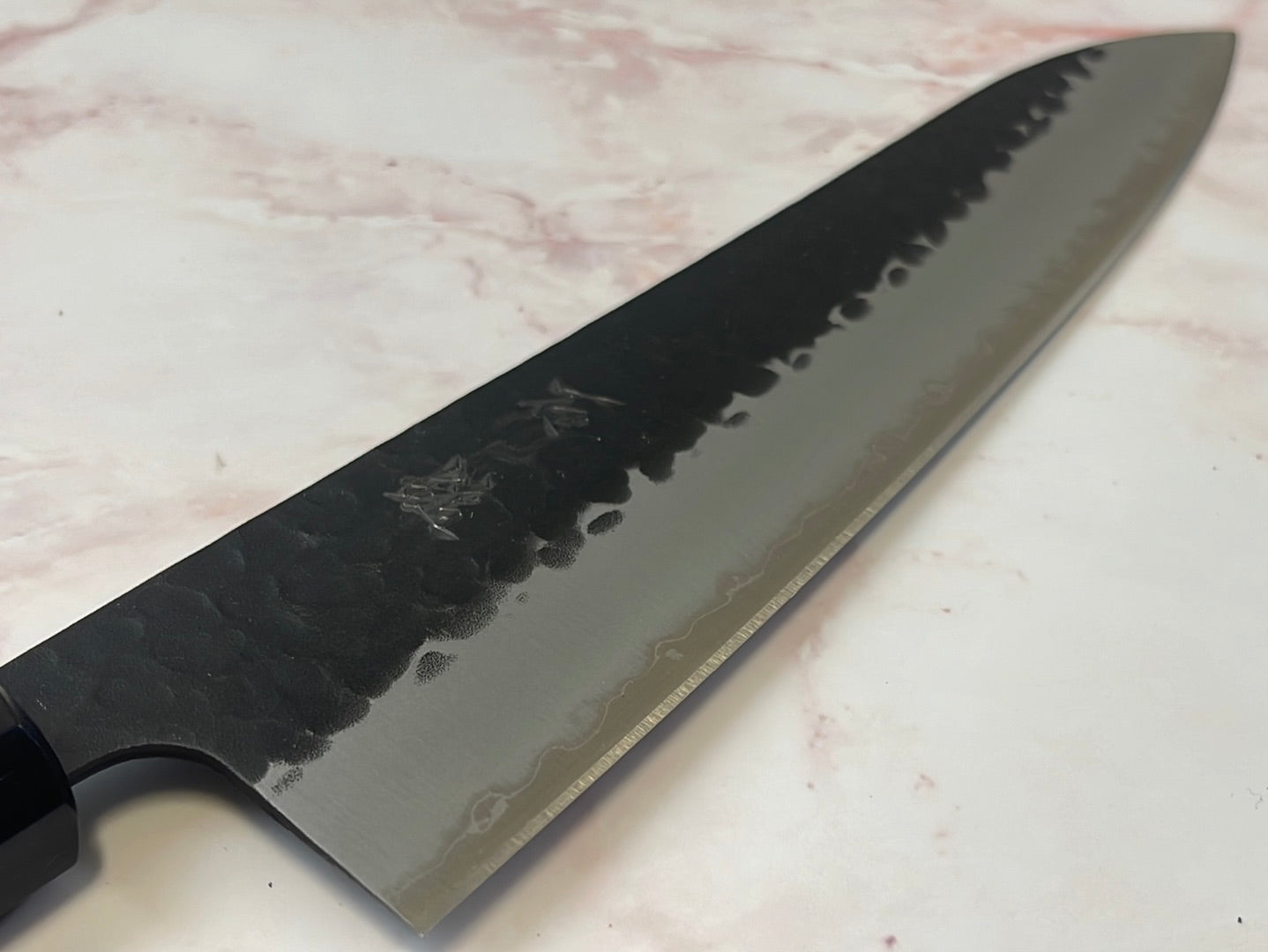 Yoshimune Gyuto Black Stainless 210 mm ) Aogami Super Hammered Finish Double-Bevel Walnut Octagonal Handle