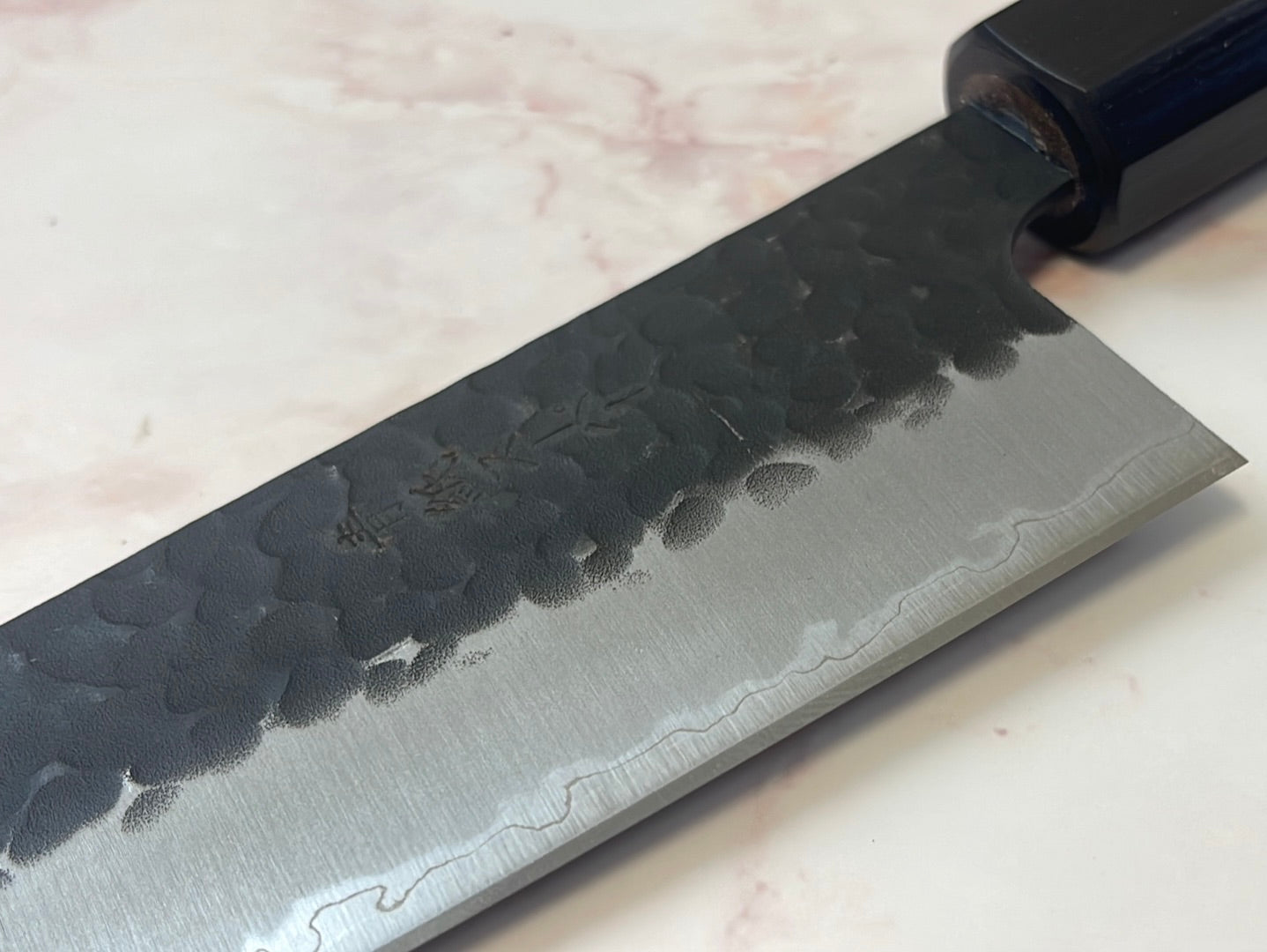 Yoshimune Gyuto Black Stainless 210 mm ) Aogami Super Hammered Finish Double-Bevel Walnut Octagonal Handle