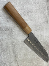 Load image into Gallery viewer, Tsunehisa Shiro White Steel &amp; Stainless Clad Santoku Knife 180mm l- Made in Japan 🇯🇵