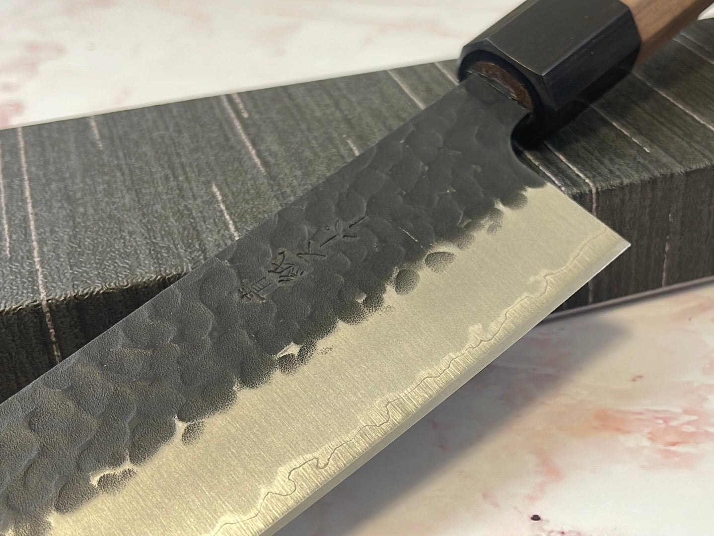 Yoshimune Gyuto Black Stainless 210 mm ) Aogami Super Hammered Finish Double-Bevel Walnut Octagonal Handle