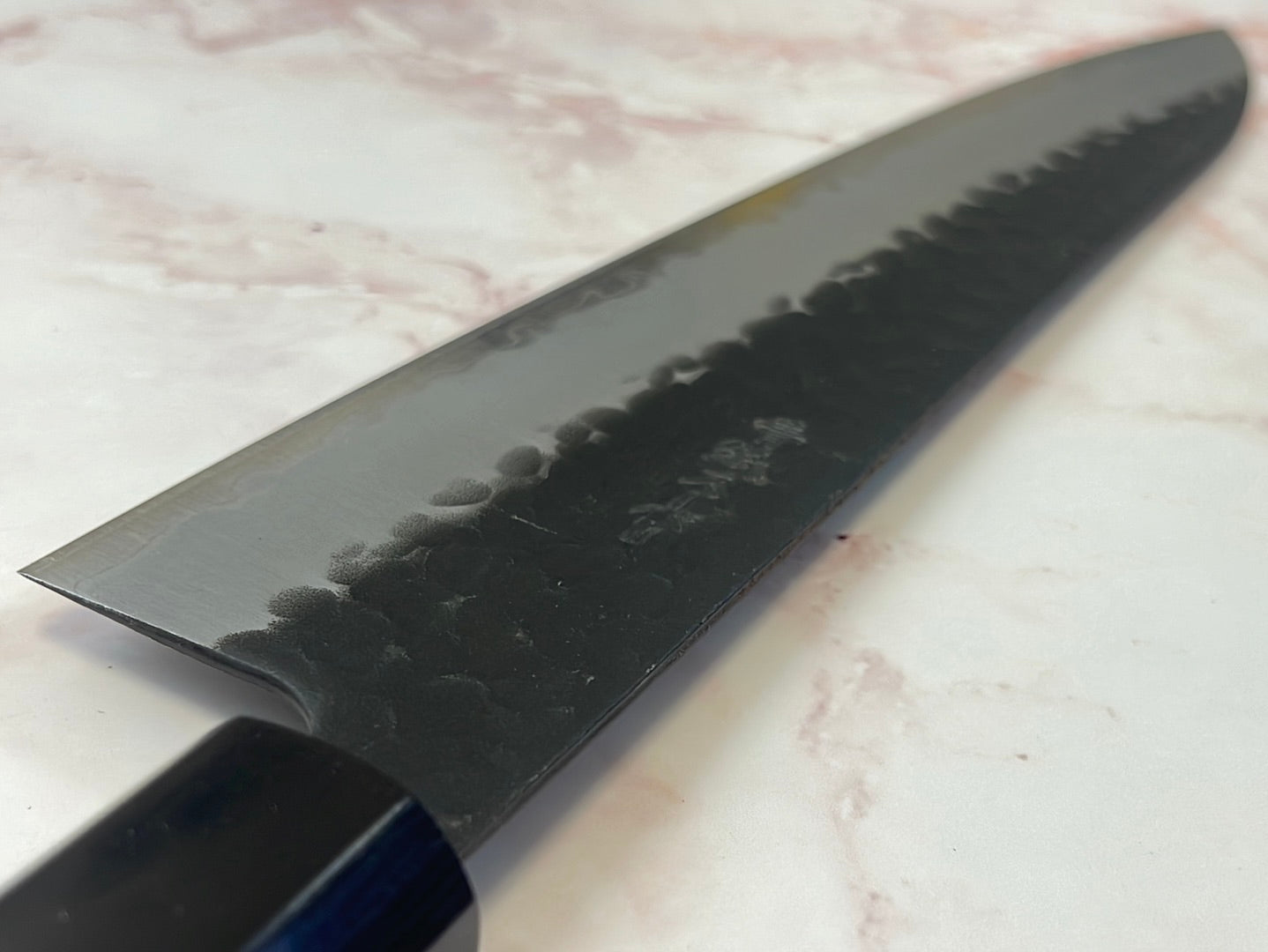 Yoshimune Gyuto Black Stainless 210 mm ) Aogami Super Hammered Finish Double-Bevel Walnut Octagonal Handle