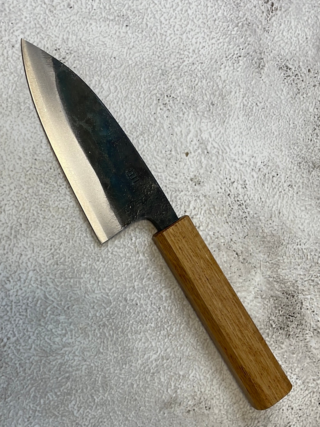Tsukasa Shiro Kuro 105mm Deba - Shirogami Steel - Oak Octagnon Handle