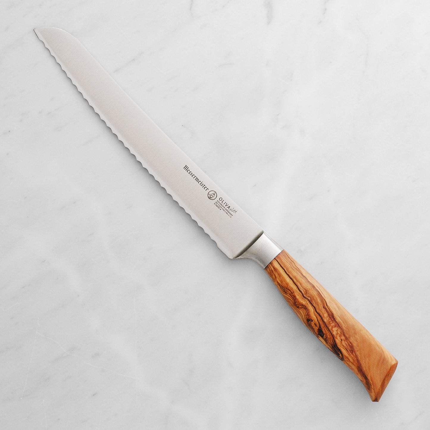 MESSERMEISTER Oliva Elité Scalloped Bread Knife 230mm | Olive Wood Handle