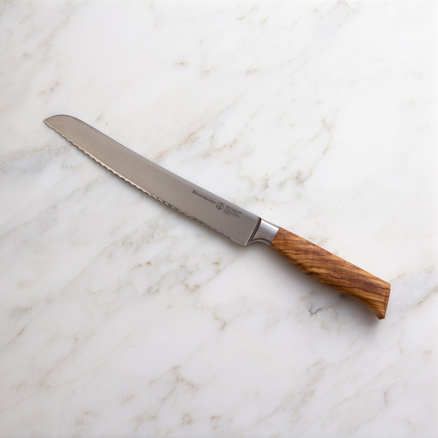 MESSERMEISTER Oliva Elité Scalloped Bread Knife 230mm | Olive Wood Handle