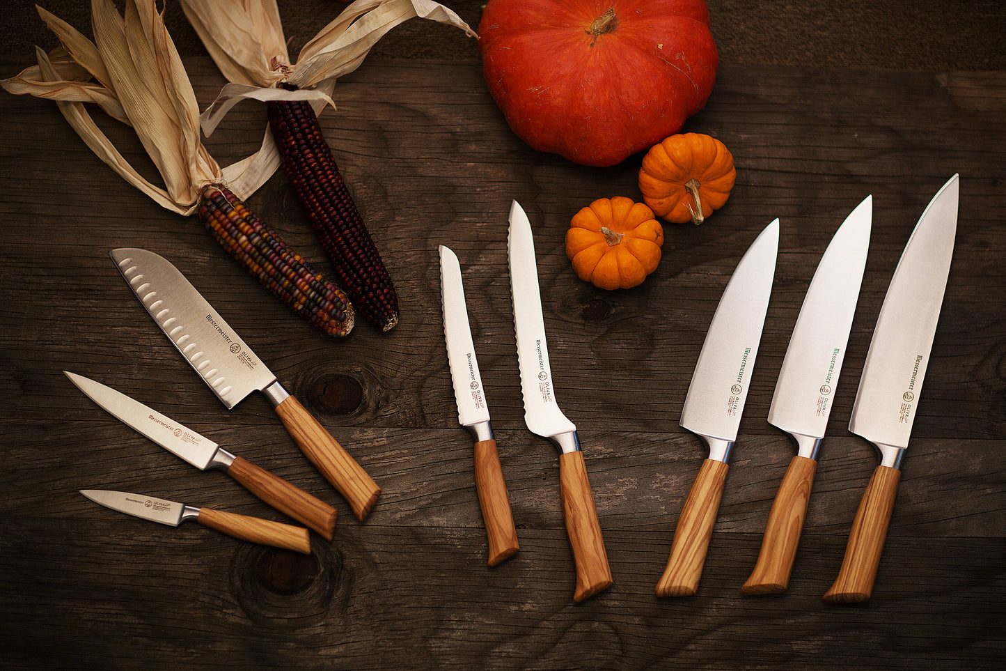 MESSERMEISTER Oliva Elité Kullenschliff Santoku 178mm | Olive Wood Handle