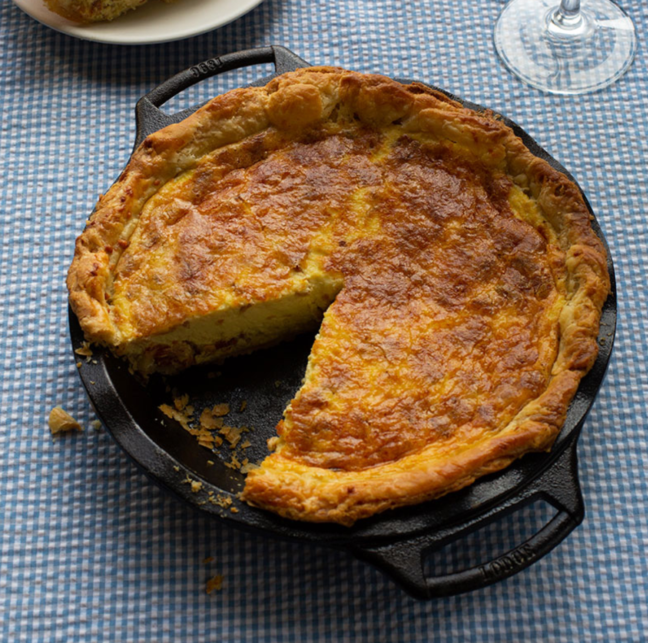 Lodge Cast Iron Pie Pan 9"