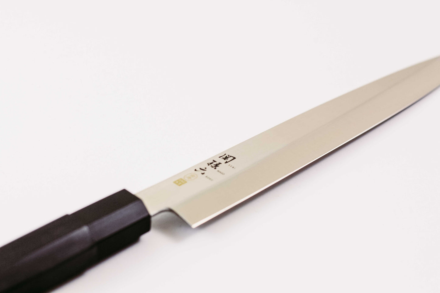 Seki Magoroku Kinju Sashimi Knife 24cm