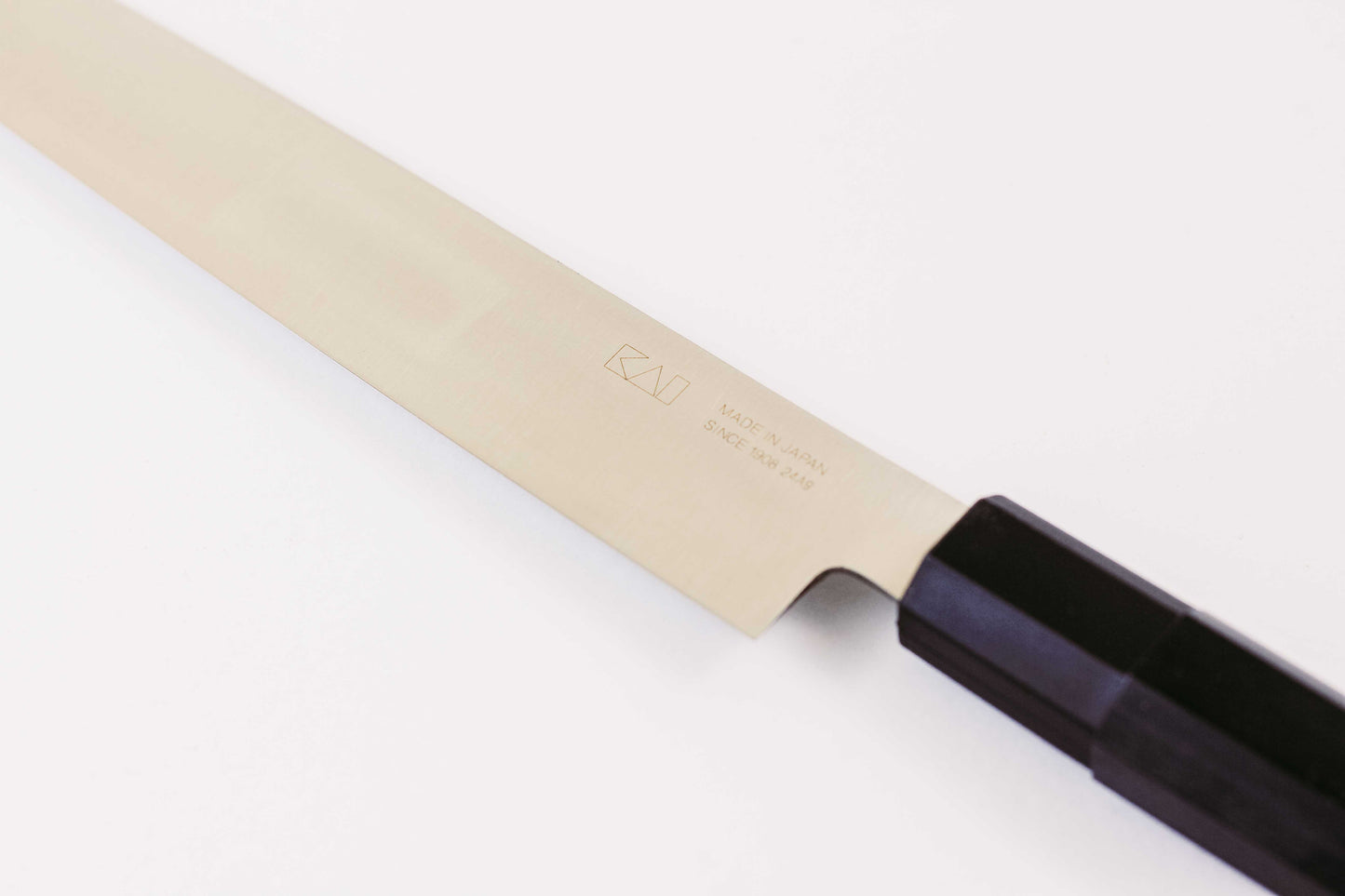 Seki Magoroku Kinju Sashimi Knife 24cm