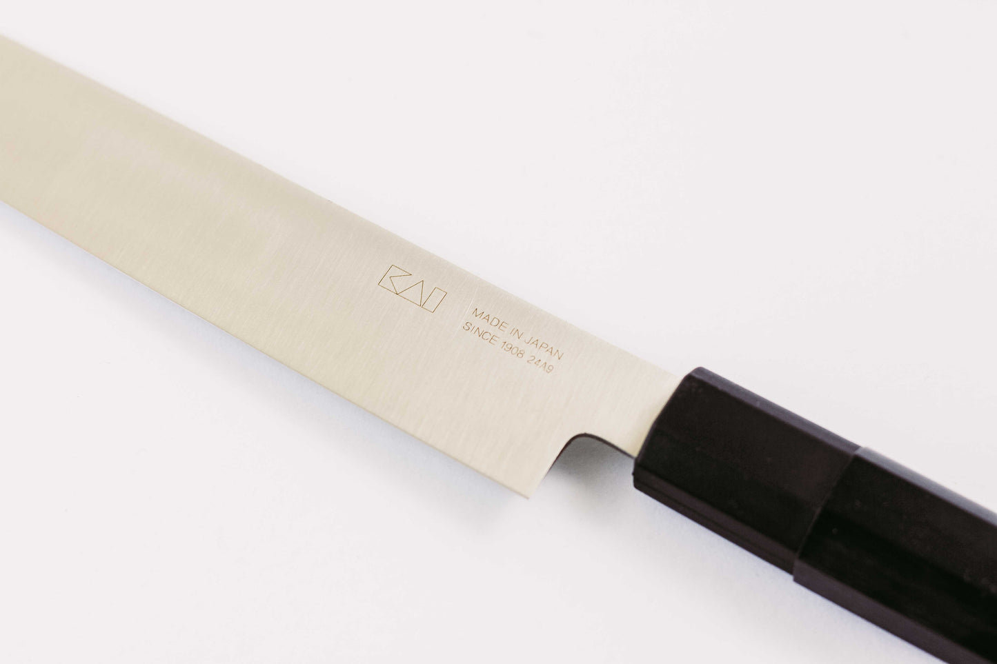 Seki Magoroku Kinju Sashimi Knife 24cm
