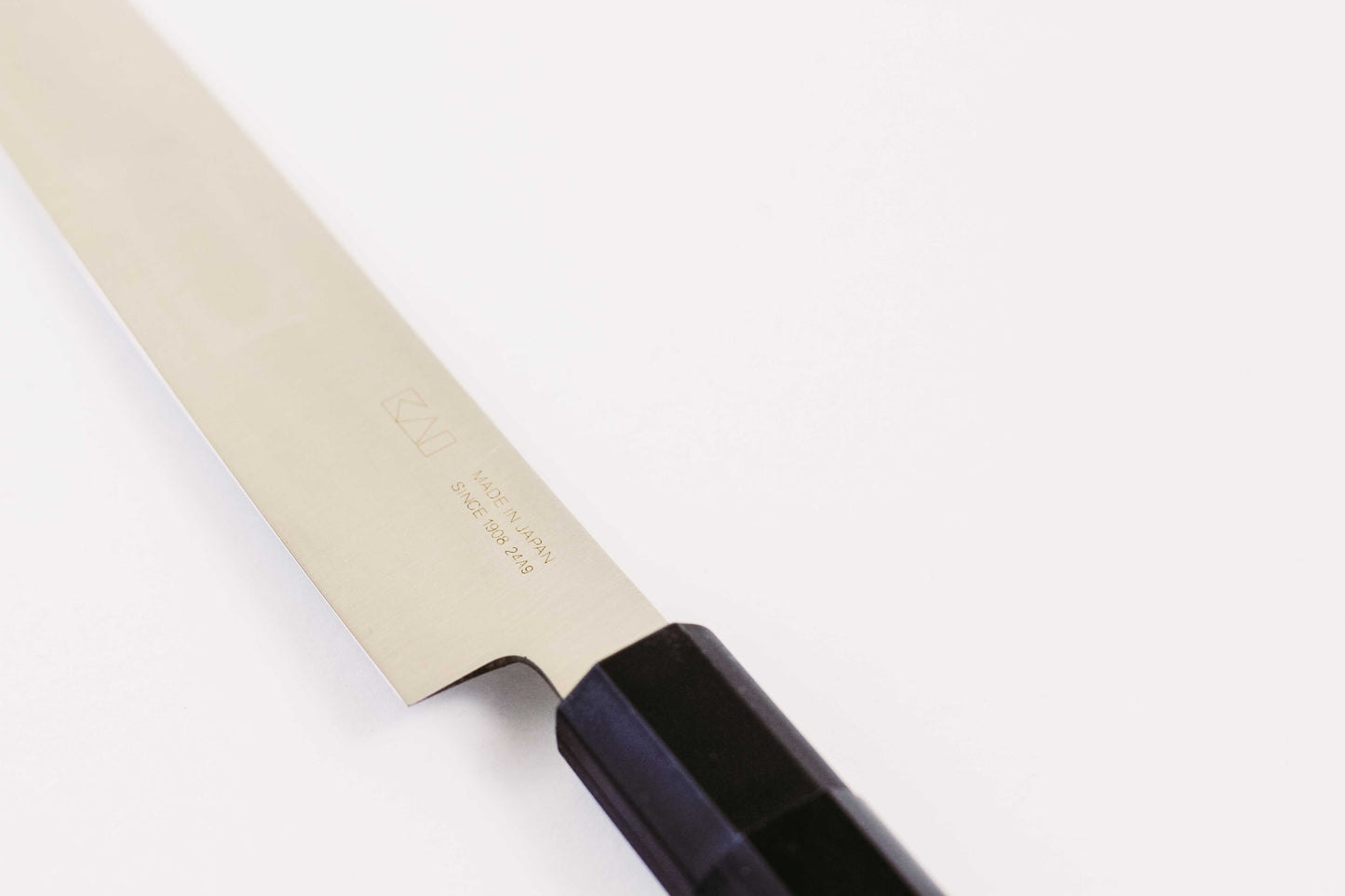Seki Magoroku Kinju Sashimi Knife 24cm