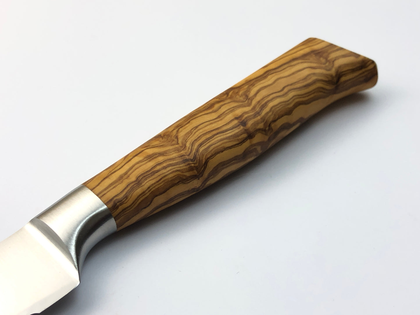 MESSERMEISTER Oliva Elité Scalloped Bread Knife 230mm | Olive Wood Handle