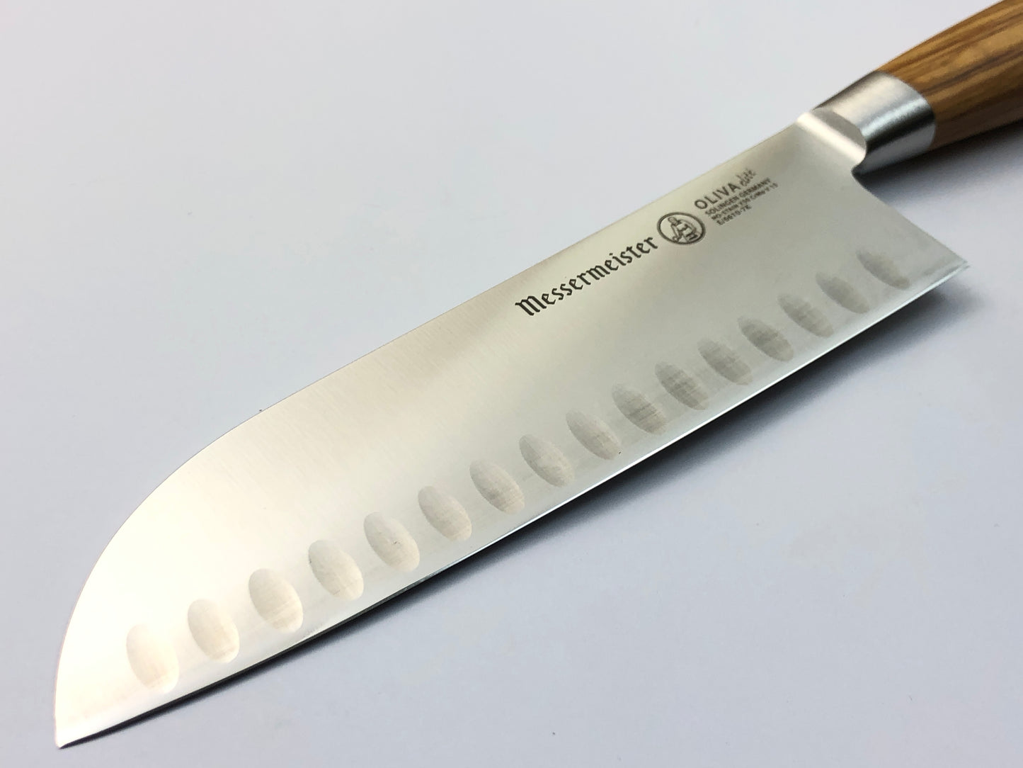 MESSERMEISTER Oliva Elité Kullenschliff Santoku 178mm | Olive Wood Handle