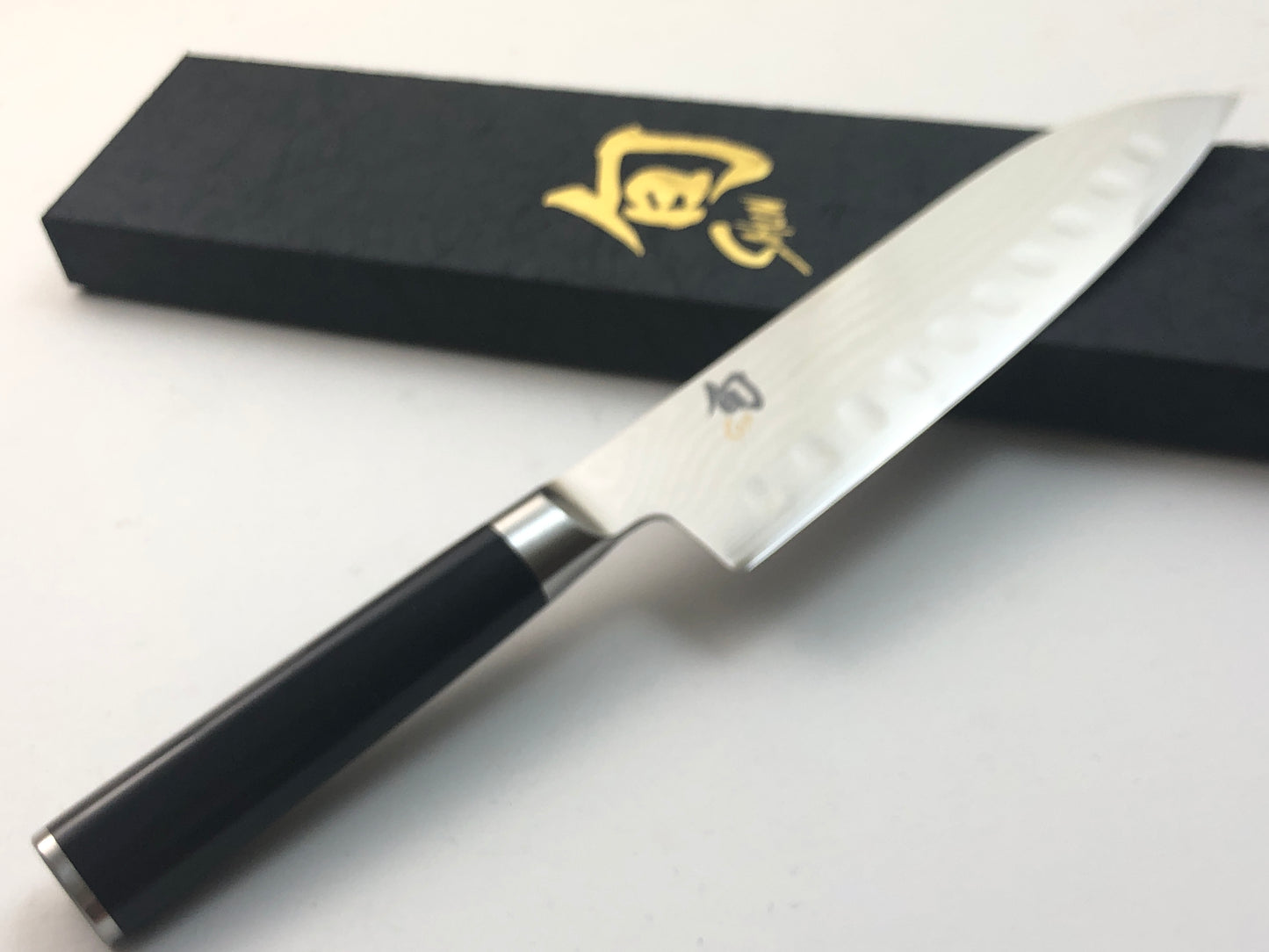 Shun Classic Scalloped Santoku Knife 17.8cm